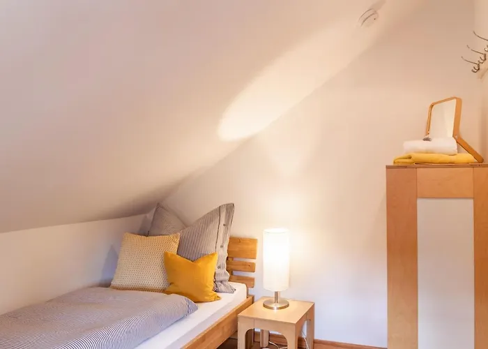 Im Blauen Haus Dg *